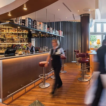 Strand-hotel Huebner