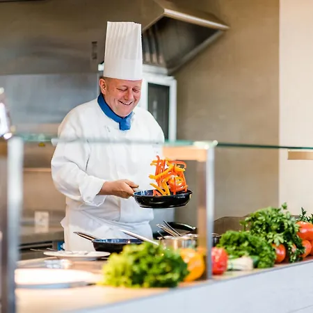 Strand-hotel Huebner Ξενοδοχείο Ρόστοκ