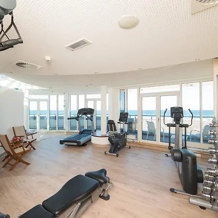 Strand-hotel Huebner Ρόστοκ