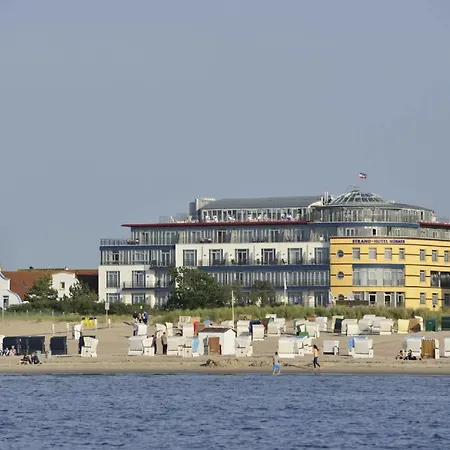Strand-hotel Hübner 4*