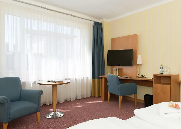 Strand-hotel Huebner 4* Росток