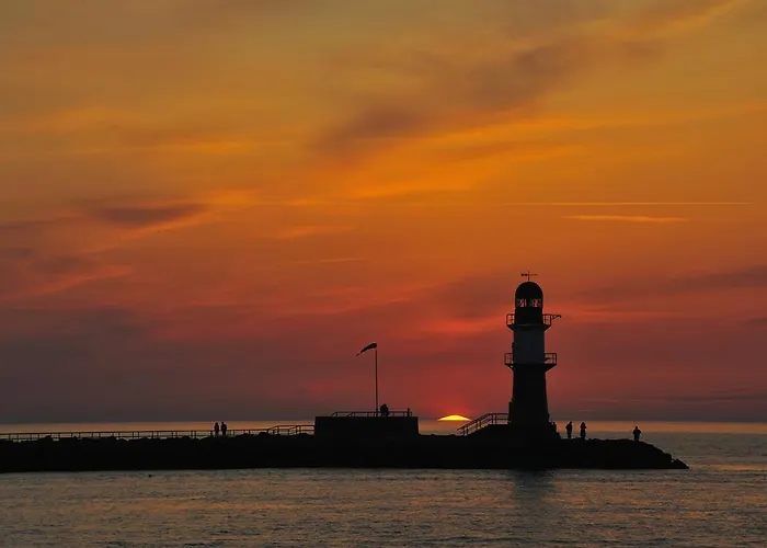 Strand-hotel Huebner 4*